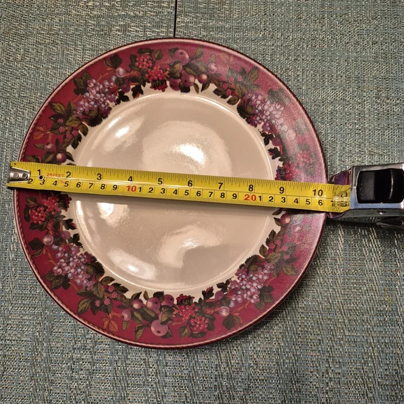 Vintage Elegant Fruity Dinnerware Set with Mugs - Picture 12 of 16